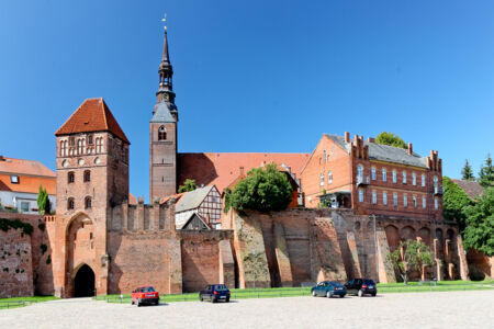 Rossfurth mit Elbtor © Andreas Lander Rossfurth mit Elbtor © Andreas Lander