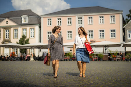 Rathausplatz Lippstadt (c) KWL Kultur und Werbung Lippstadt GmbH Sabrinity (12) Rathausplatz Lippstadt (c) KWL Kultur und Werbung Lippstadt GmbH Sabrinity (12)