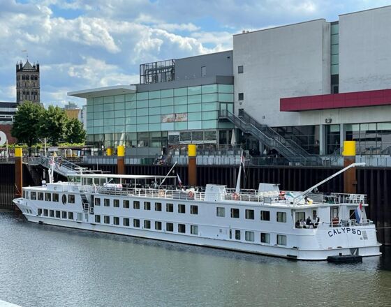 Bild Schiff ©Birgit Langhans-Schäfer Bild Schiff ©Birgit Langhans-Schäfer