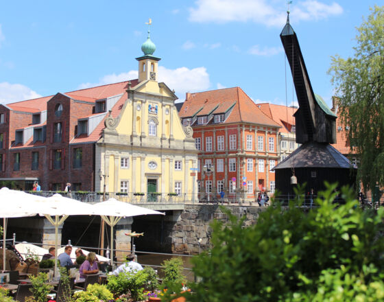 Old crane - harbour Old crane - harbour