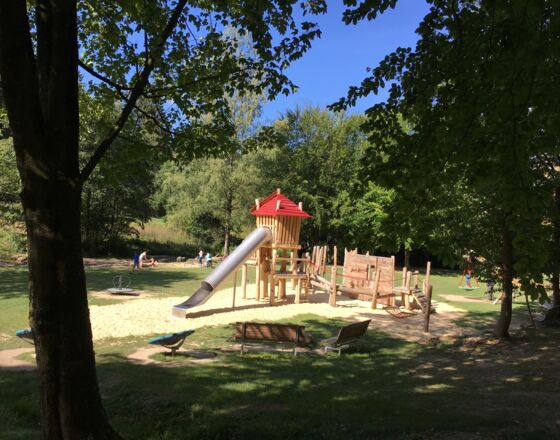 Abenteuerspielplatz im Naherholungs-gebiet Bibertal Abenteuerspielplatz im Naherholungs-gebiet Bibertal