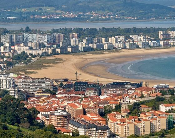 Laredo town and beach (c) Ayuntamiento de Laredo