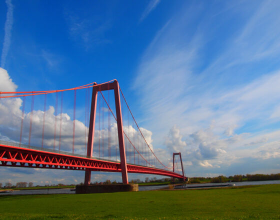 Rheinbrücke Emmerich am Rhein ©WFG Emmerich mbH Rheinbrücke Emmerich am Rhein ©WFG Emmerich mbH
