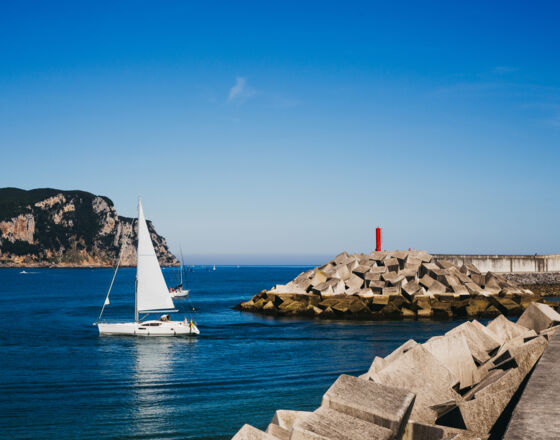 04 - ABRIL - ÁLVARO BOLIVAR © Ayuntamiento de Laredo 04 - ABRIL - ÁLVARO BOLIVAR © Ayuntamiento de Laredo