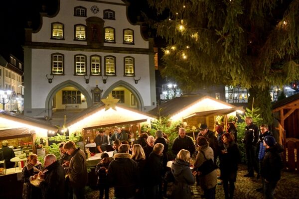 Weihnachtsmarkt Brilon (c) Brilon Wirtschaft und Tourismus GmbH